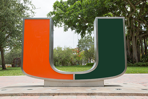 This is a photo of the "u" statue on the Coral Gables campus